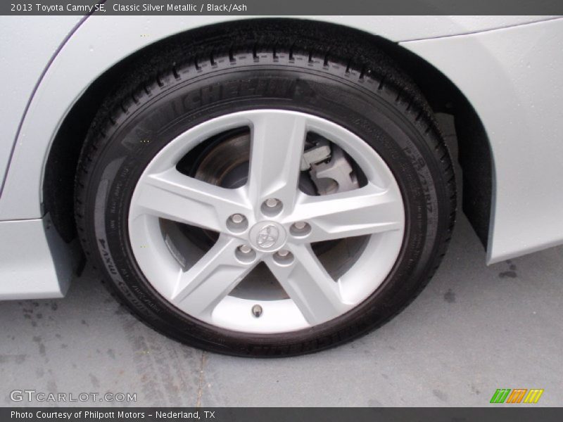 Classic Silver Metallic / Black/Ash 2013 Toyota Camry SE
