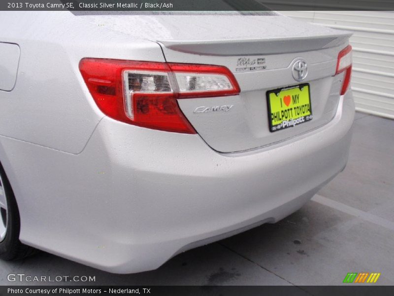 Classic Silver Metallic / Black/Ash 2013 Toyota Camry SE