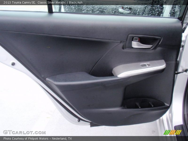 Classic Silver Metallic / Black/Ash 2013 Toyota Camry SE