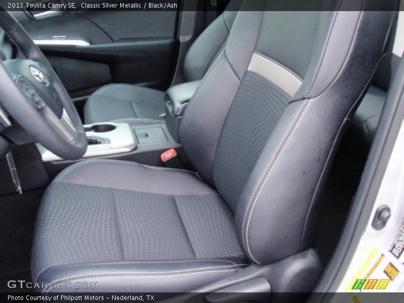 Classic Silver Metallic / Black/Ash 2013 Toyota Camry SE