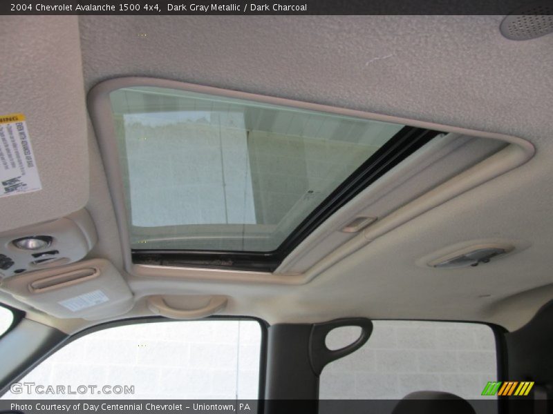 Dark Gray Metallic / Dark Charcoal 2004 Chevrolet Avalanche 1500 4x4