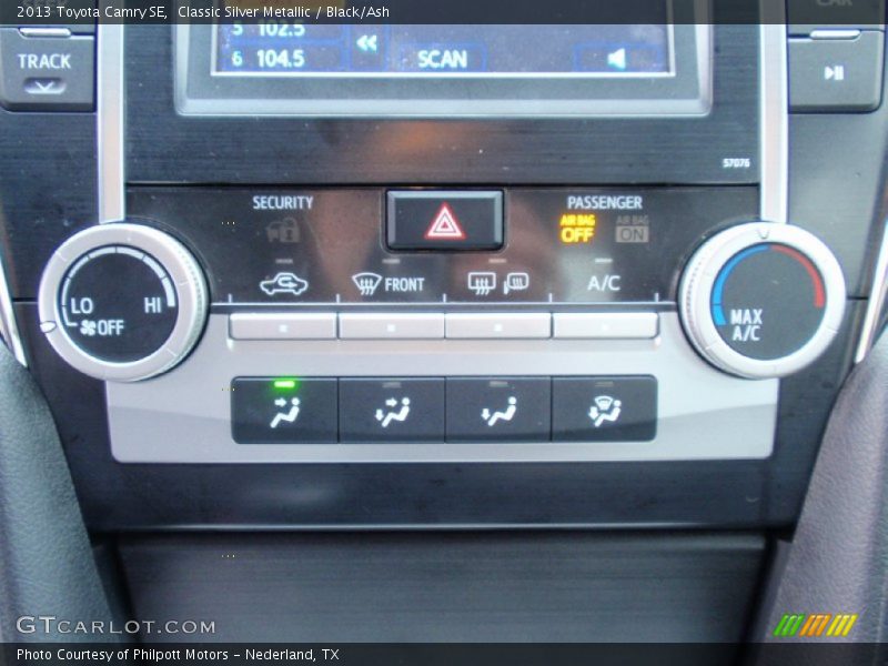 Classic Silver Metallic / Black/Ash 2013 Toyota Camry SE