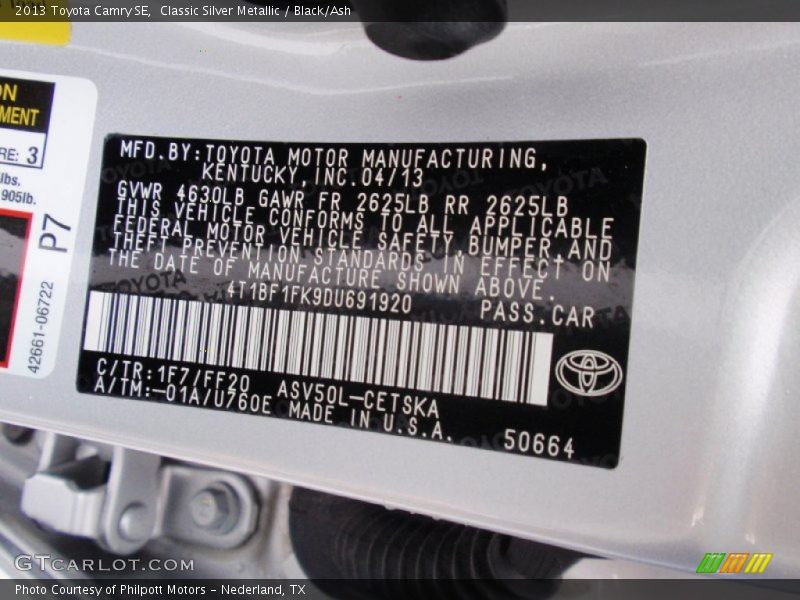 Classic Silver Metallic / Black/Ash 2013 Toyota Camry SE