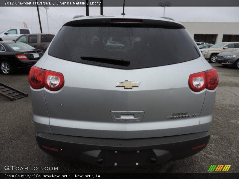 Silver Ice Metallic / Ebony 2012 Chevrolet Traverse LT