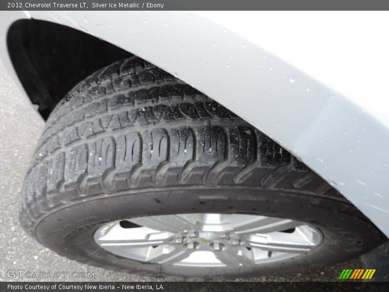 Silver Ice Metallic / Ebony 2012 Chevrolet Traverse LT