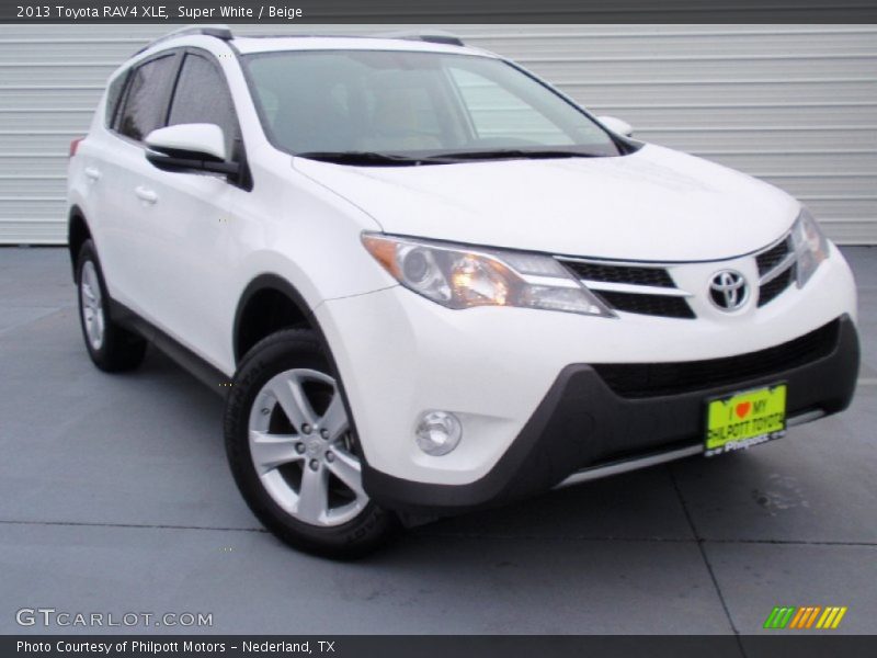 Super White / Beige 2013 Toyota RAV4 XLE