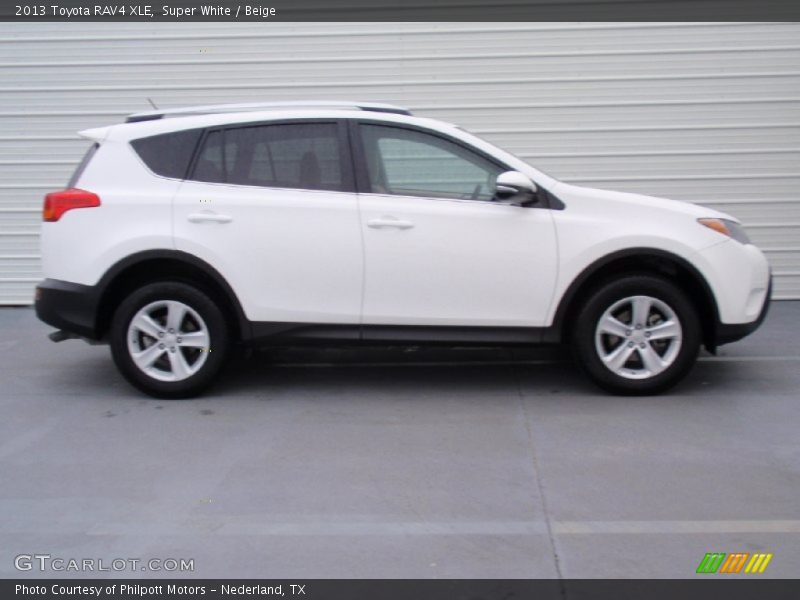 Super White / Beige 2013 Toyota RAV4 XLE