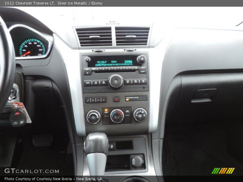 Silver Ice Metallic / Ebony 2012 Chevrolet Traverse LT