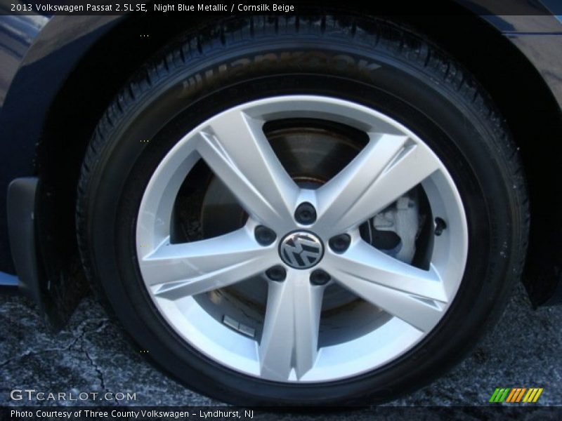 Night Blue Metallic / Cornsilk Beige 2013 Volkswagen Passat 2.5L SE