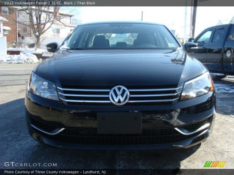 Black / Titan Black 2013 Volkswagen Passat 2.5L SE