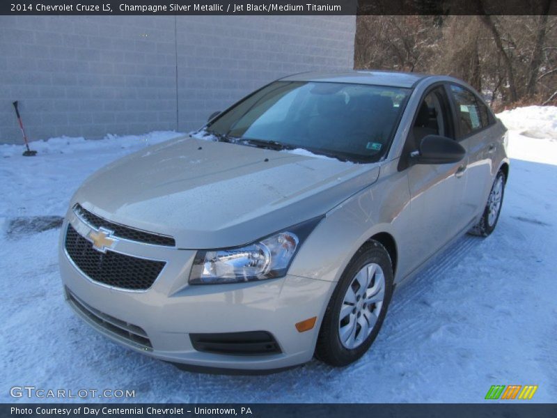 Champagne Silver Metallic / Jet Black/Medium Titanium 2014 Chevrolet Cruze LS