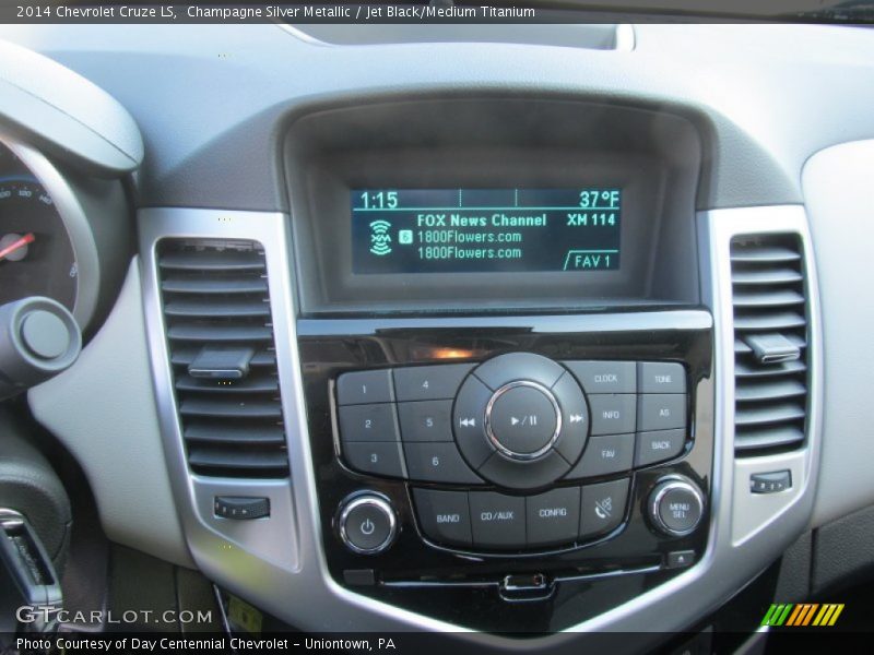 Champagne Silver Metallic / Jet Black/Medium Titanium 2014 Chevrolet Cruze LS