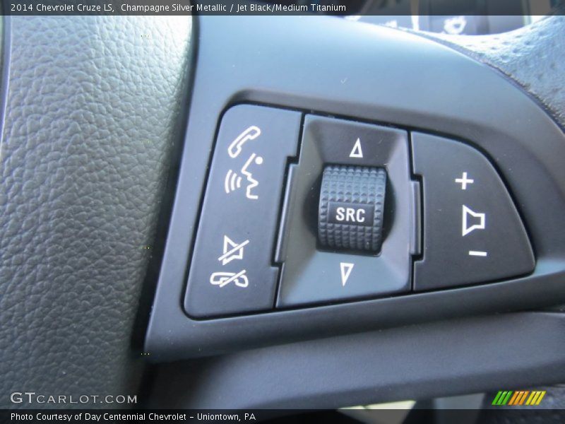 Champagne Silver Metallic / Jet Black/Medium Titanium 2014 Chevrolet Cruze LS