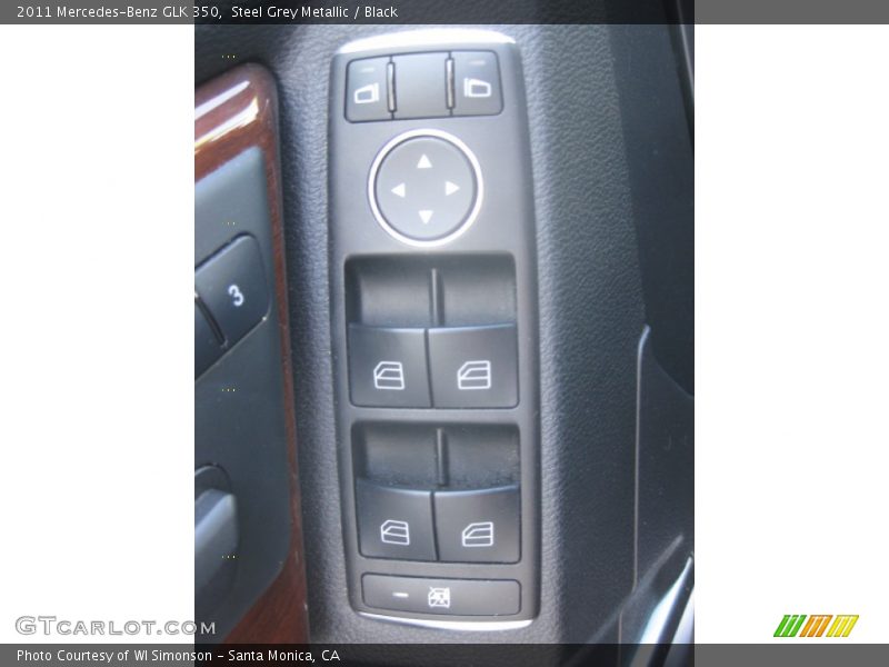 Steel Grey Metallic / Black 2011 Mercedes-Benz GLK 350