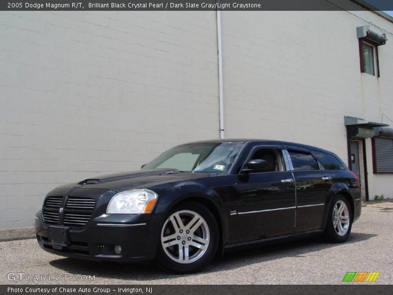 Brilliant Black Crystal Pearl / Dark Slate Gray/Light Graystone 2005 Dodge Magnum R/T