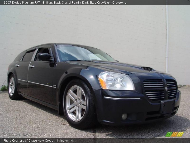 Brilliant Black Crystal Pearl / Dark Slate Gray/Light Graystone 2005 Dodge Magnum R/T