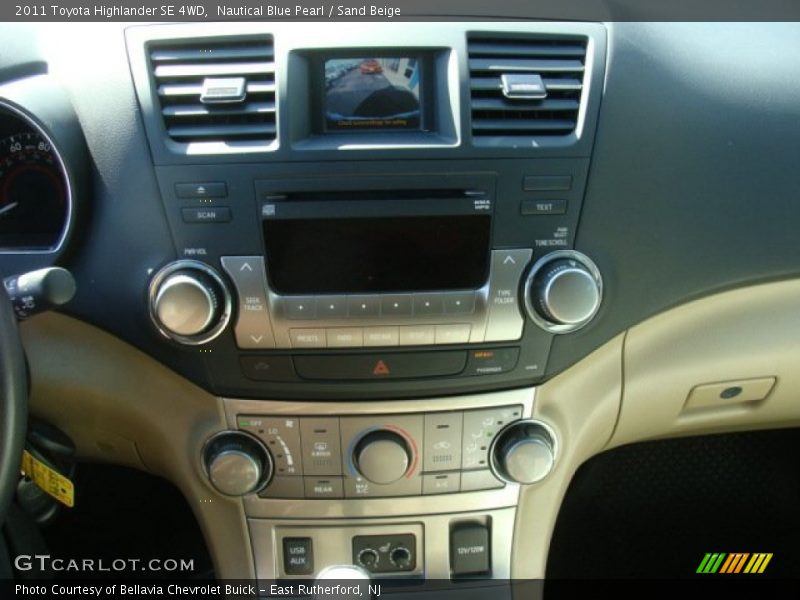 Nautical Blue Pearl / Sand Beige 2011 Toyota Highlander SE 4WD