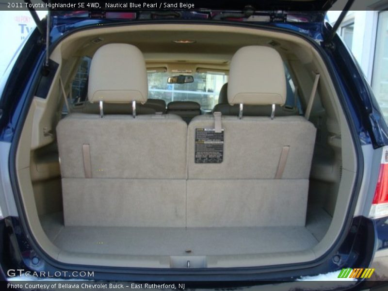 Nautical Blue Pearl / Sand Beige 2011 Toyota Highlander SE 4WD