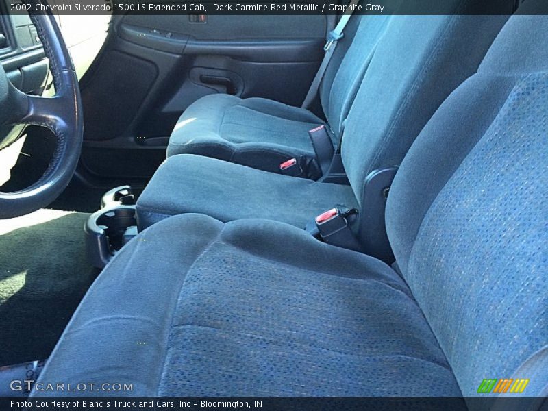 Dark Carmine Red Metallic / Graphite Gray 2002 Chevrolet Silverado 1500 LS Extended Cab