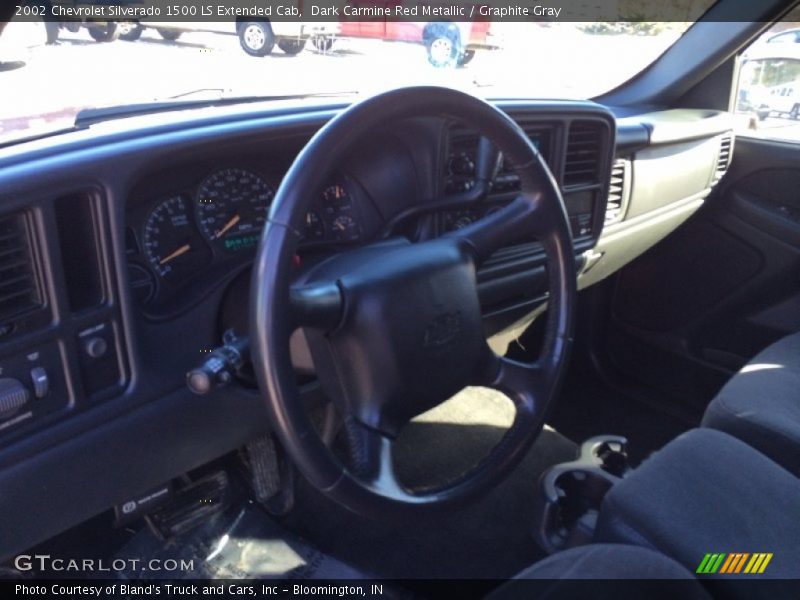 Dark Carmine Red Metallic / Graphite Gray 2002 Chevrolet Silverado 1500 LS Extended Cab