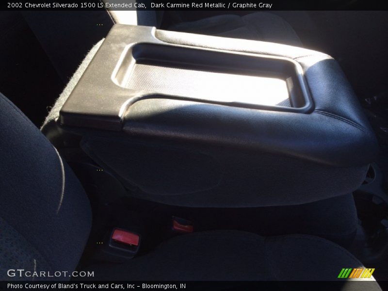 Dark Carmine Red Metallic / Graphite Gray 2002 Chevrolet Silverado 1500 LS Extended Cab