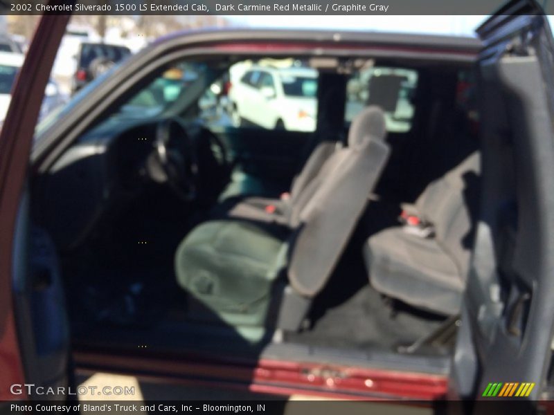 Dark Carmine Red Metallic / Graphite Gray 2002 Chevrolet Silverado 1500 LS Extended Cab