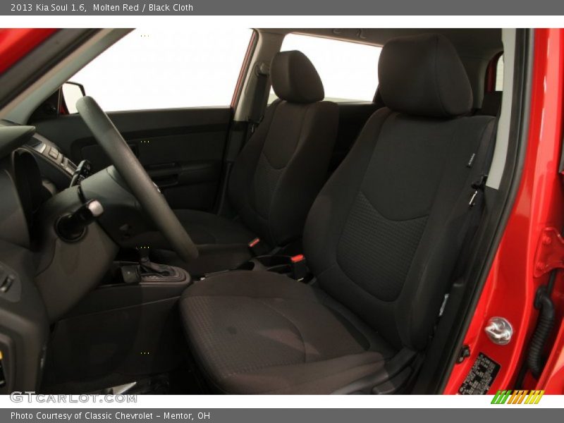 Molten Red / Black Cloth 2013 Kia Soul 1.6