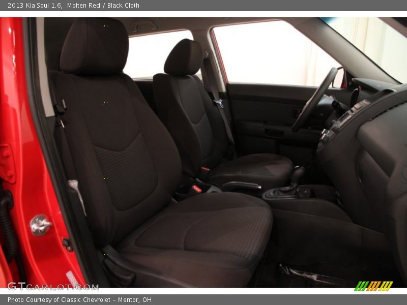 Molten Red / Black Cloth 2013 Kia Soul 1.6