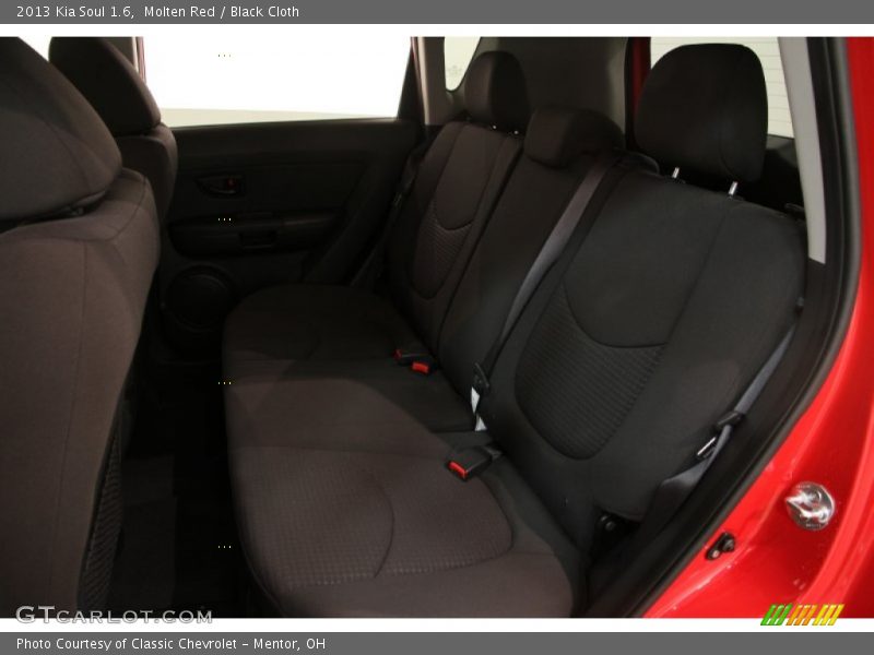 Molten Red / Black Cloth 2013 Kia Soul 1.6