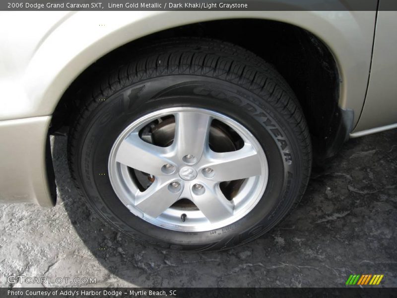 Linen Gold Metallic / Dark Khaki/Light Graystone 2006 Dodge Grand Caravan SXT