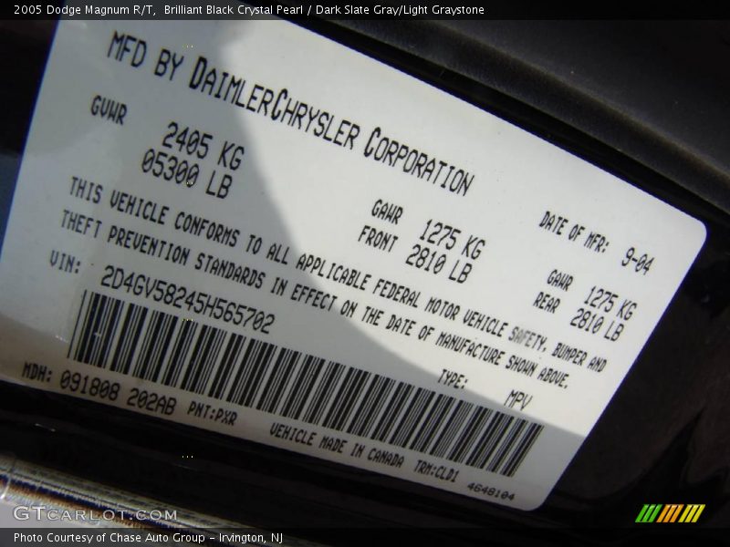 Brilliant Black Crystal Pearl / Dark Slate Gray/Light Graystone 2005 Dodge Magnum R/T