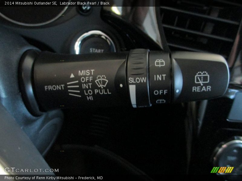 Controls of 2014 Outlander SE