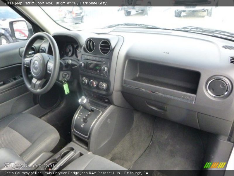 Bright White / Dark Slate Gray 2014 Jeep Patriot Sport 4x4