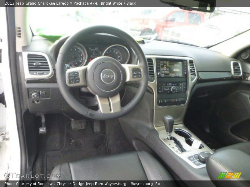 Bright White / Black 2013 Jeep Grand Cherokee Laredo X Package 4x4