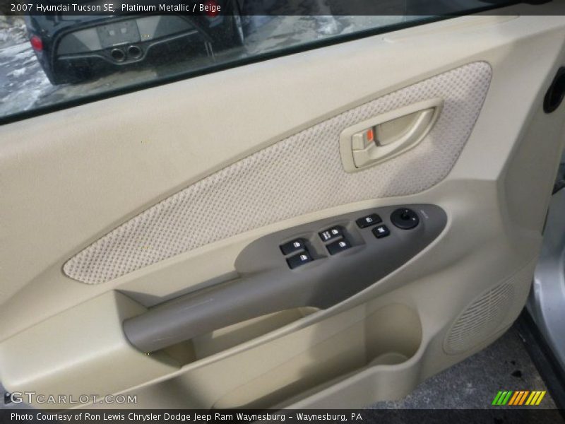 Platinum Metallic / Beige 2007 Hyundai Tucson SE