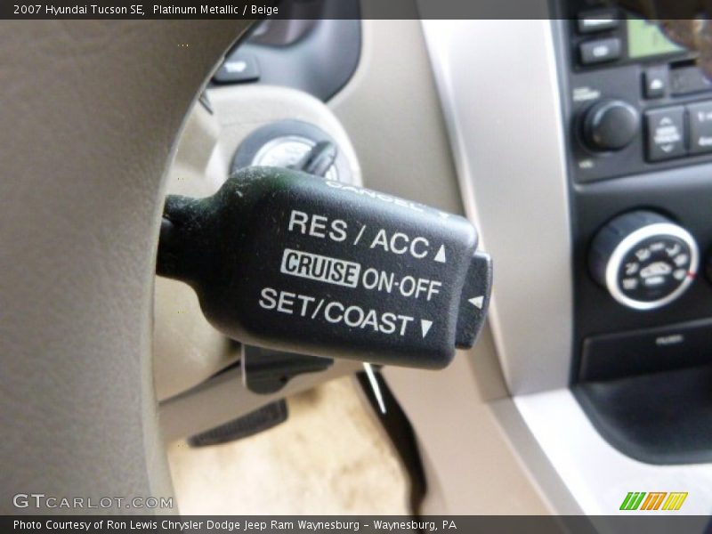 Platinum Metallic / Beige 2007 Hyundai Tucson SE