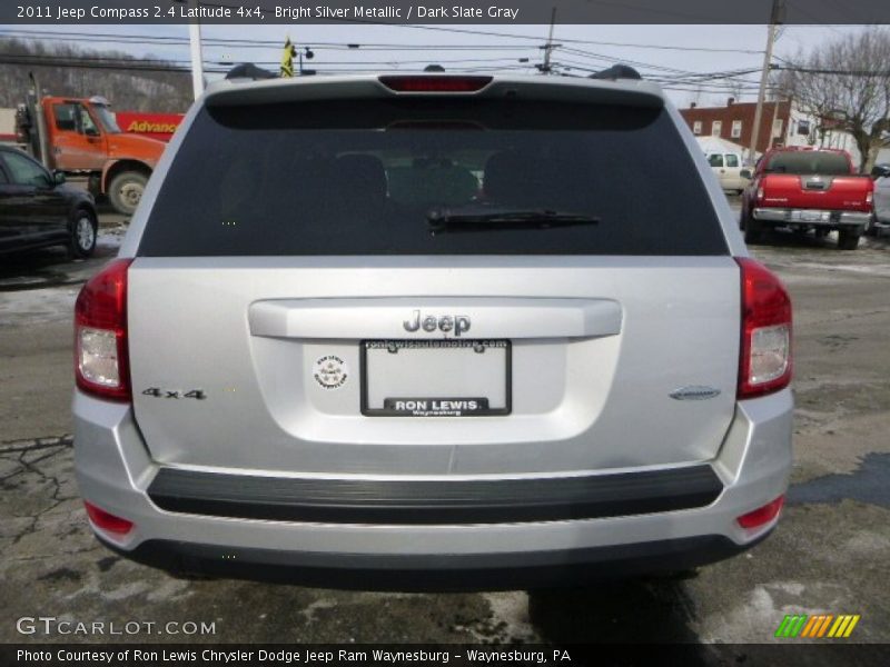Bright Silver Metallic / Dark Slate Gray 2011 Jeep Compass 2.4 Latitude 4x4