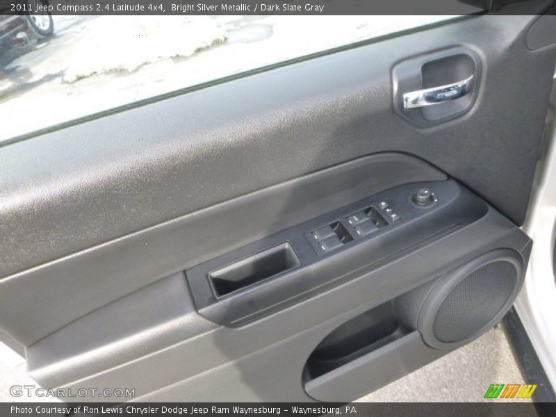 Bright Silver Metallic / Dark Slate Gray 2011 Jeep Compass 2.4 Latitude 4x4