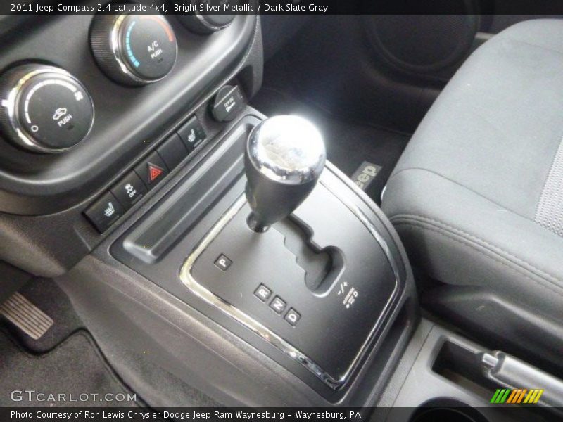 Bright Silver Metallic / Dark Slate Gray 2011 Jeep Compass 2.4 Latitude 4x4