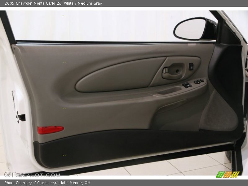 White / Medium Gray 2005 Chevrolet Monte Carlo LS
