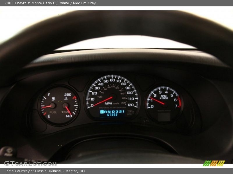 White / Medium Gray 2005 Chevrolet Monte Carlo LS