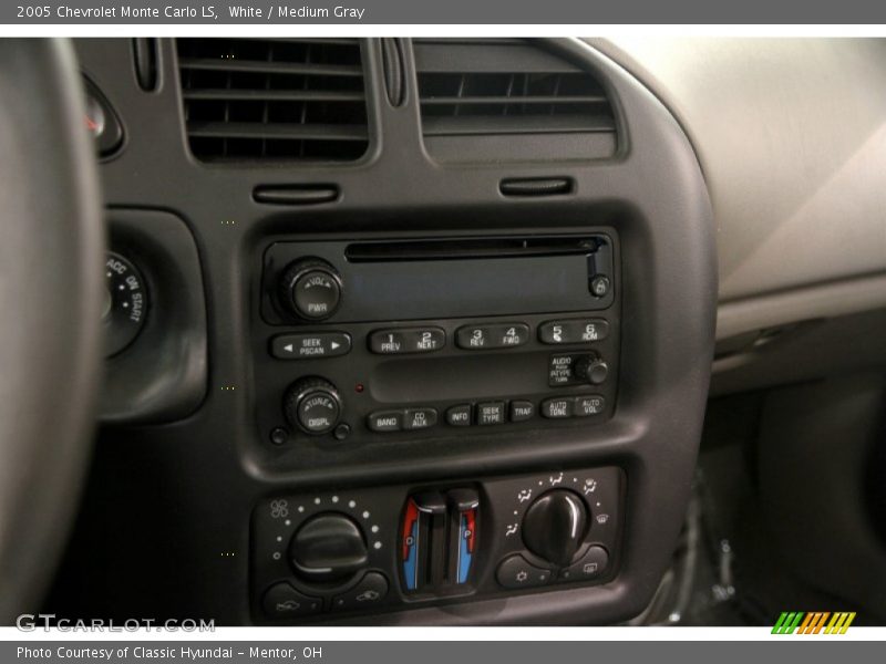 White / Medium Gray 2005 Chevrolet Monte Carlo LS