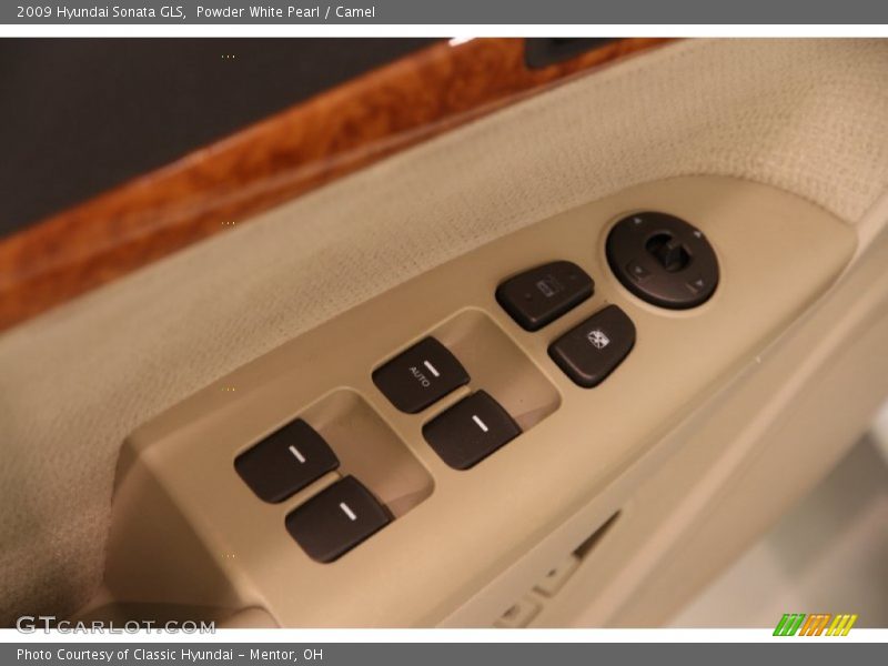 Powder White Pearl / Camel 2009 Hyundai Sonata GLS