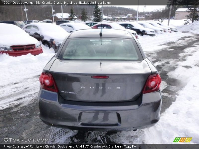 Granite Crystal Metallic / Black/Light Frost Beige 2014 Dodge Avenger SE