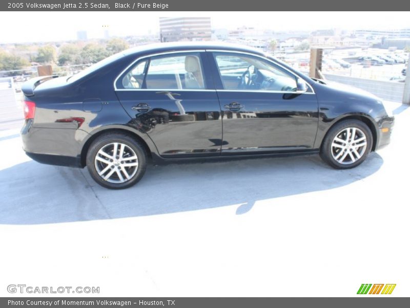 Black / Pure Beige 2005 Volkswagen Jetta 2.5 Sedan