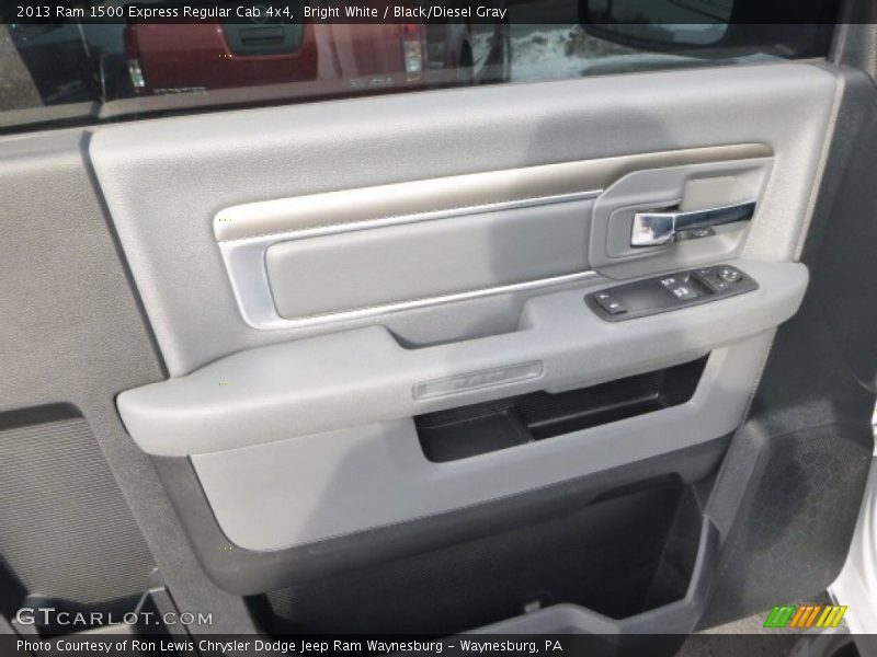 Bright White / Black/Diesel Gray 2013 Ram 1500 Express Regular Cab 4x4