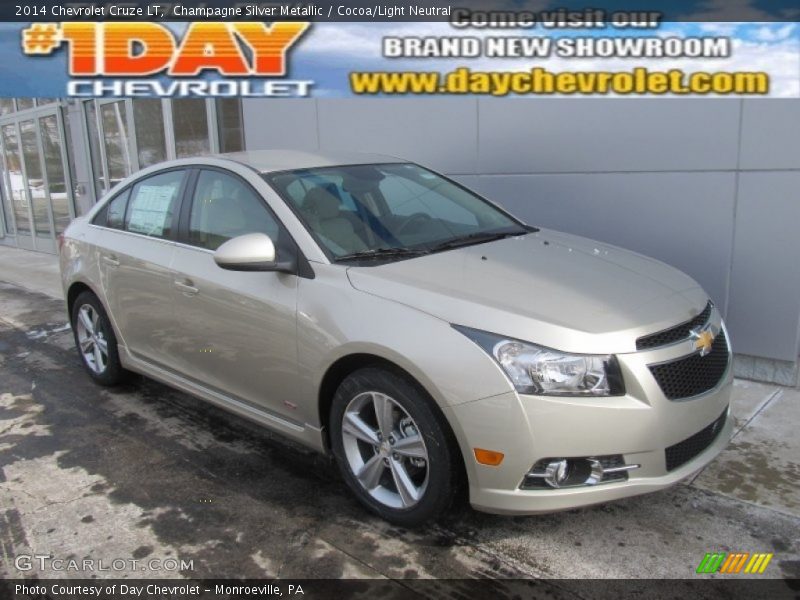 Champagne Silver Metallic / Cocoa/Light Neutral 2014 Chevrolet Cruze LT