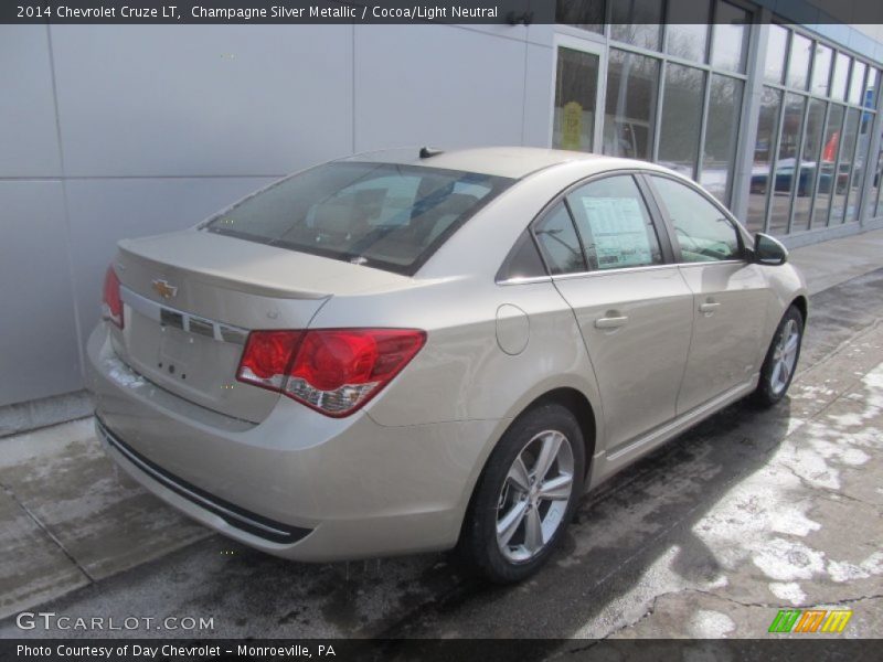Champagne Silver Metallic / Cocoa/Light Neutral 2014 Chevrolet Cruze LT