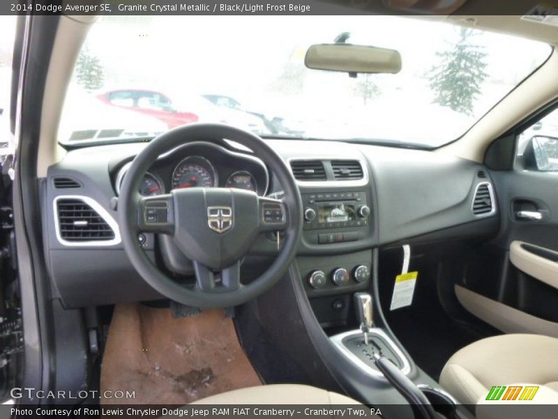 Granite Crystal Metallic / Black/Light Frost Beige 2014 Dodge Avenger SE