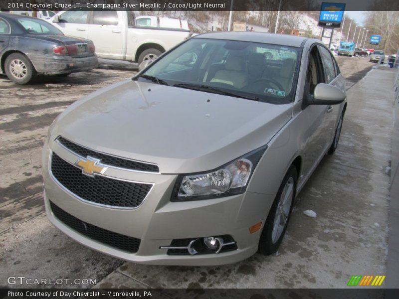 Champagne Silver Metallic / Cocoa/Light Neutral 2014 Chevrolet Cruze LT